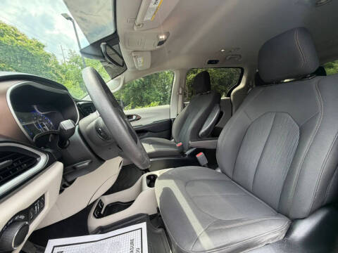 2017 Chrysler Pacifica Touring