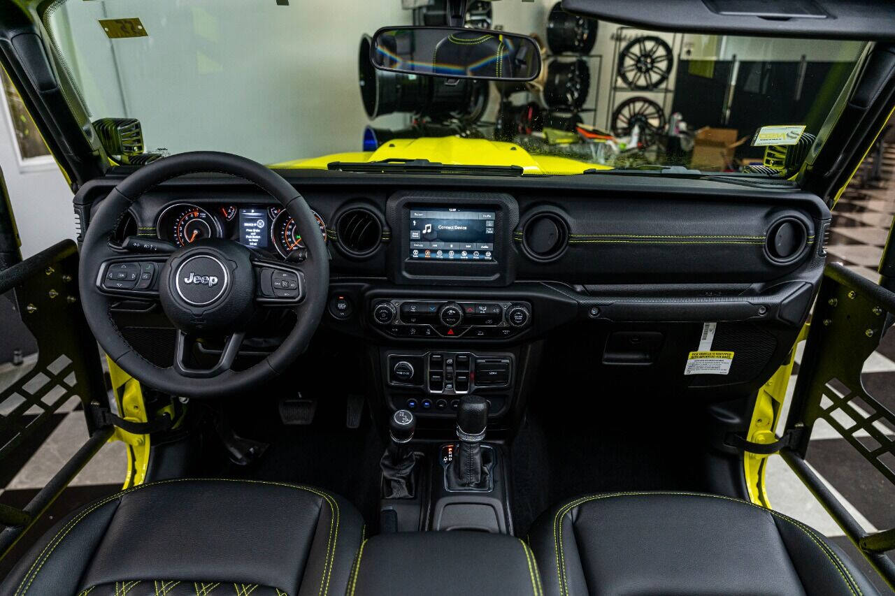 2023 JEEP Gladiator Pickup - $65,995