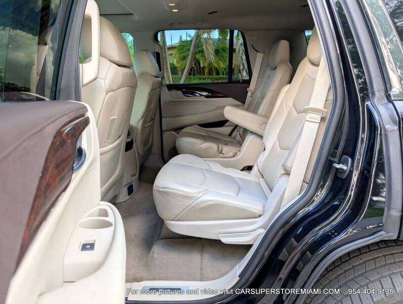 2015 Cadillac Escalade Luxury