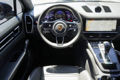 2021 Porsche Cayenne GTS Coupe