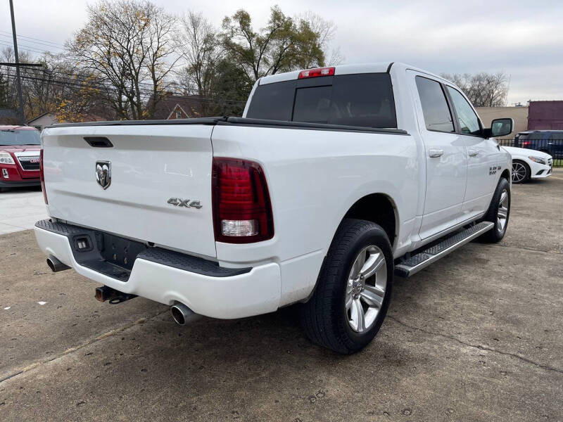 2016 RAM 1500 Sport