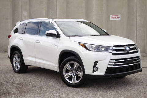 2018 Toyota Highlander Hybrid for sale at Albo Auto Sales in Palatine IL