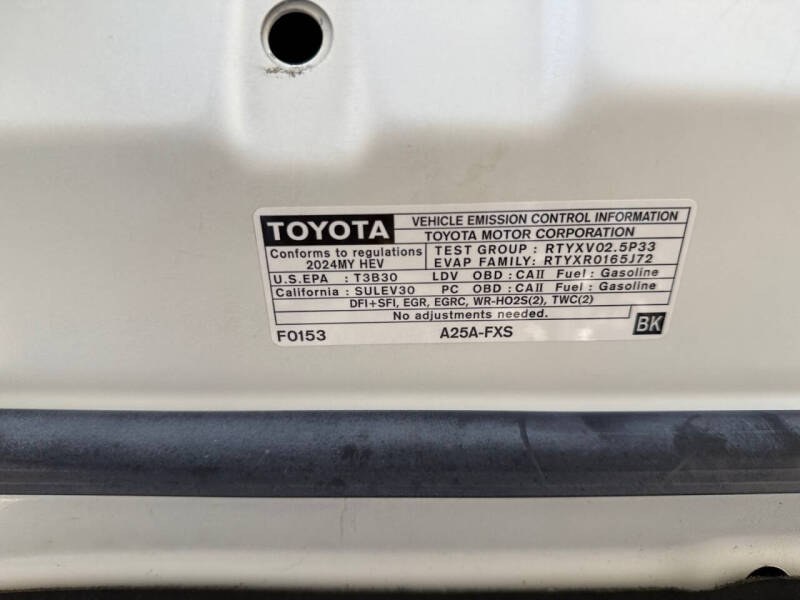 2024 Toyota Camry Hybrid