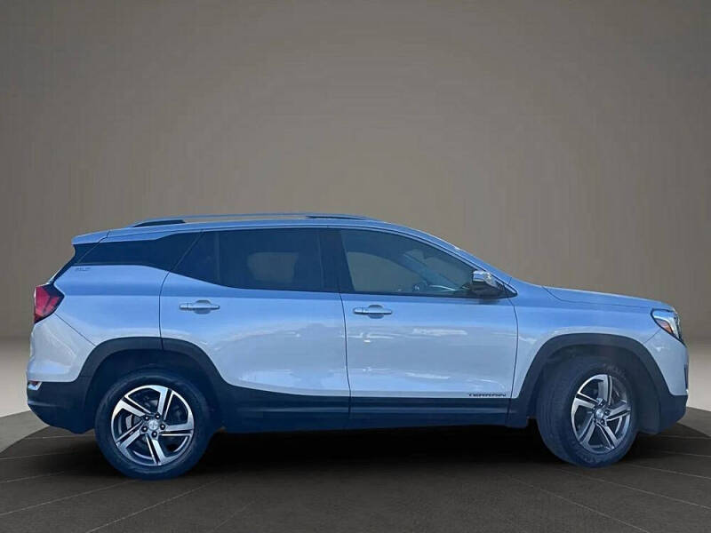 2020 GMC Terrain SLT