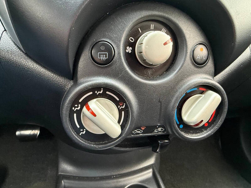 2014 Nissan Versa 1.6 S