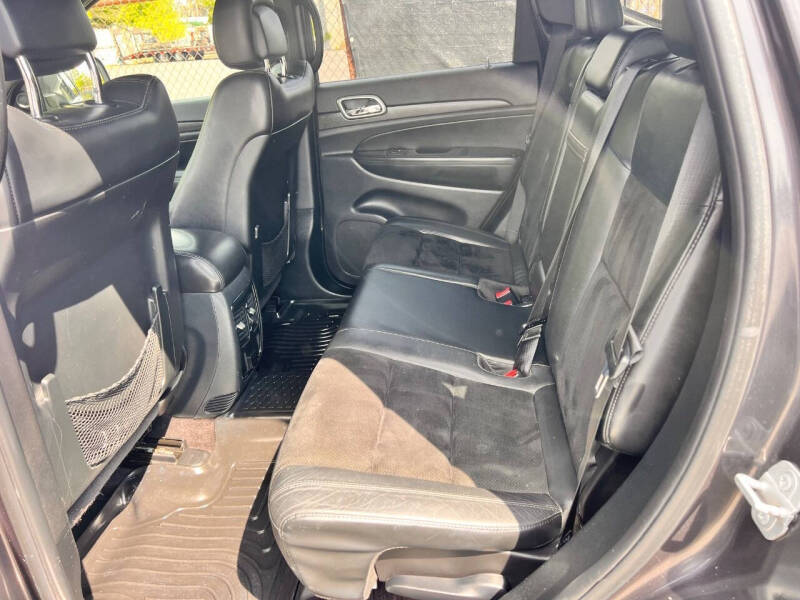 2017 Jeep Grand Cherokee Laredo