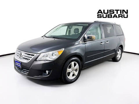 2011 Volkswagen Routan SEL Premium