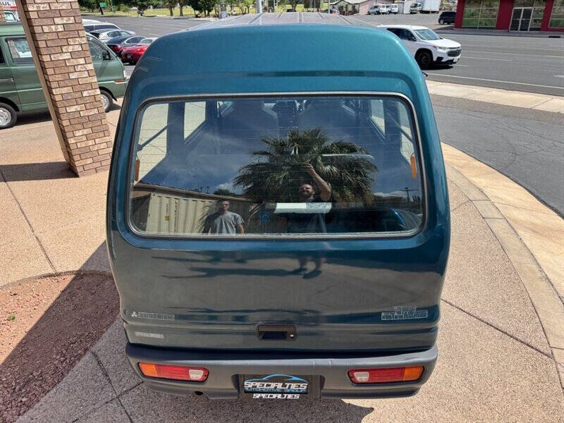 1997 Mitsubishi Minicab VX