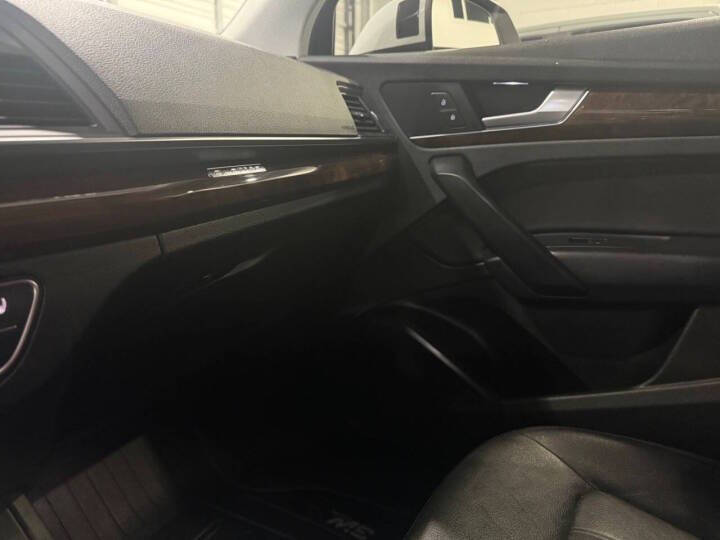 2020 Audi Q5 quattro Premium 45 TFSI