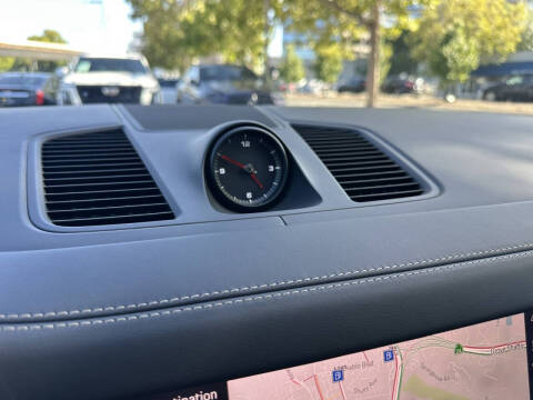 2023 Porsche Cayenne S