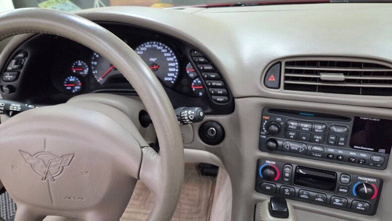 2003 Chevrolet Corvette