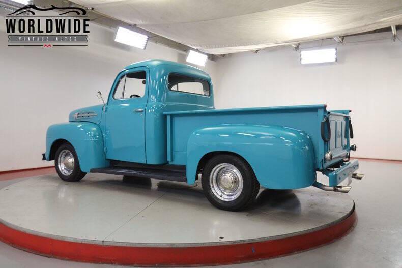 1952 Ford F-100