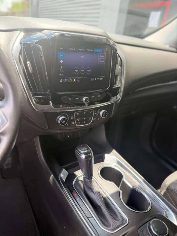 2020 Chevrolet Traverse LT Cloth