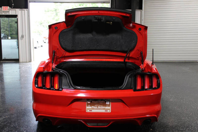 2016 Ford Mustang V6
