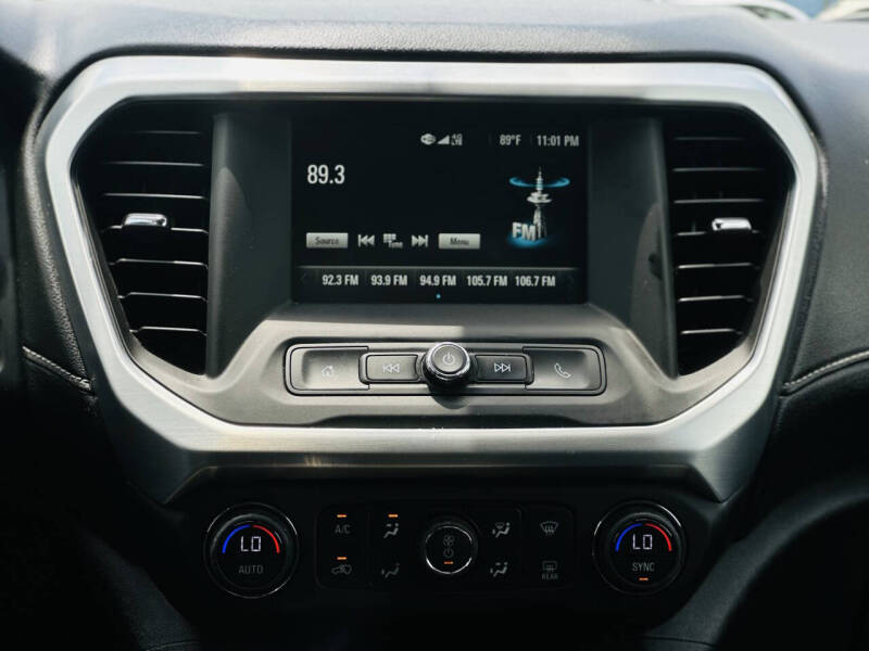 2018 GMC Acadia SLE-2