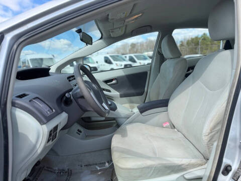 2010 Toyota Prius III