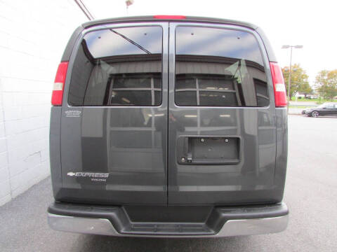 2016 Chevrolet Express LS 3500