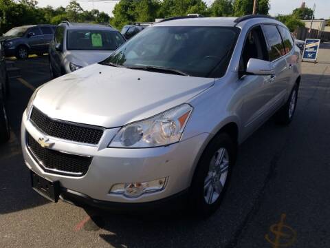 2011 Chevrolet Traverse for sale at Howe's Auto Sales in Lowell MA