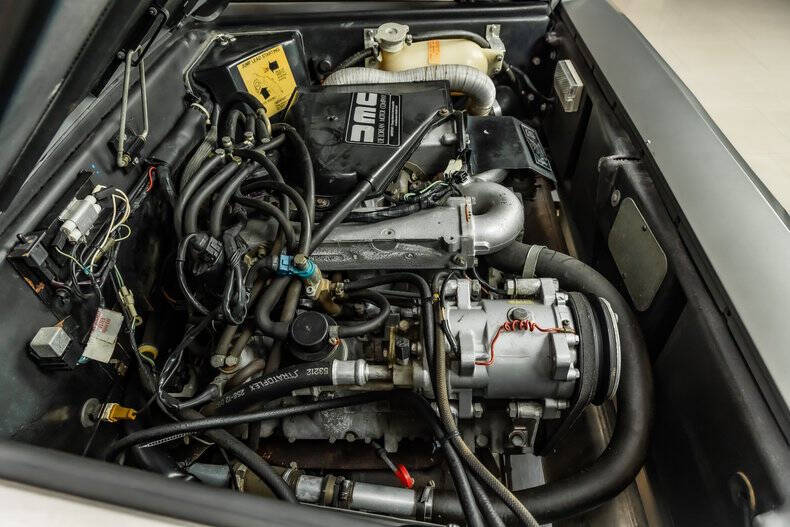 1981 DeLorean DMC-12