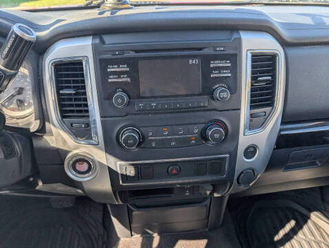 2017 Nissan Titan S