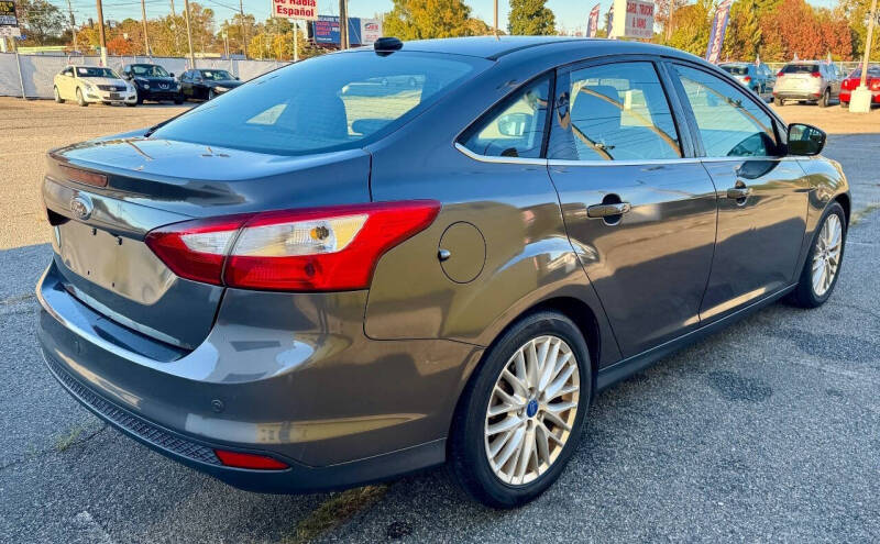 2012 Ford Focus SEL