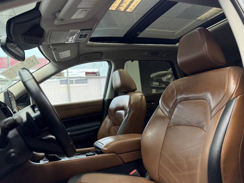 2022 Nissan Pathfinder Platinum