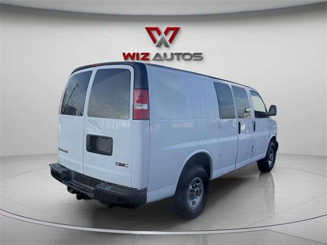 2022 GMC Savana 2500