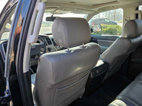 2013 Toyota Sequoia SR5