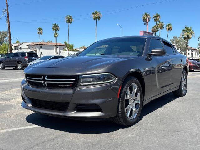 2017 Dodge Charger SE