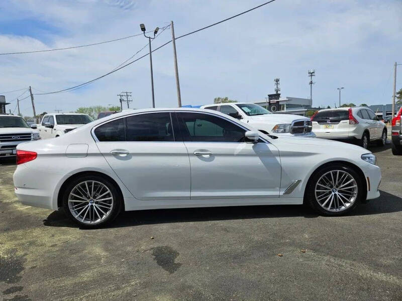 2017 BMW 5 Series 530i