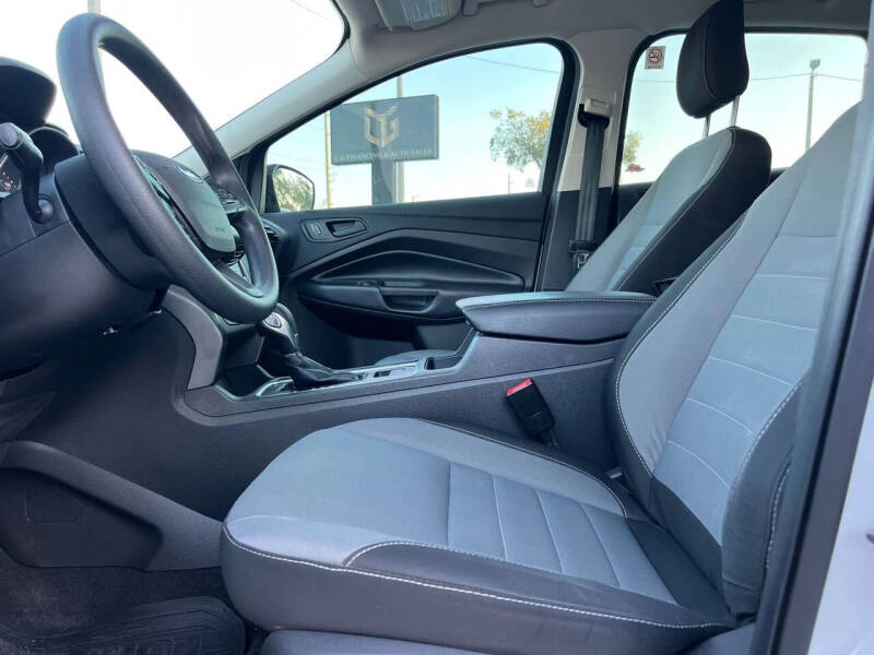 2019 Ford Escape S