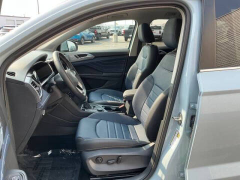 2025 Volkswagen Taos SEL 4Motion