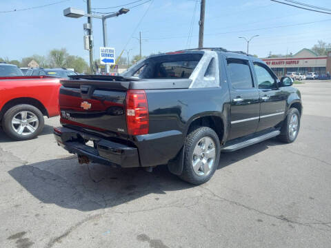 2011 Chevrolet Avalanche LTZ