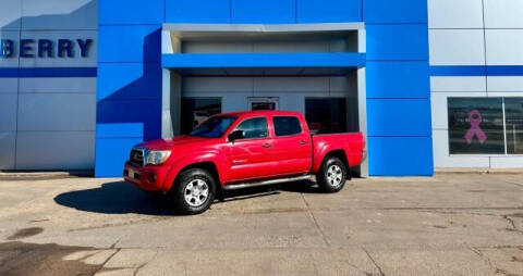 2007 Toyota Tacoma for sale at NEWBERRY FAMILY AUTO in Harper KS