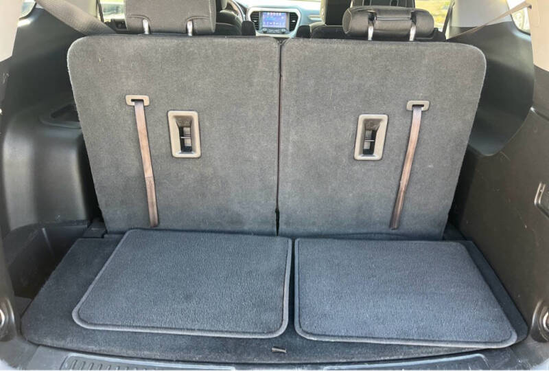 2018 GMC Acadia SLE-2