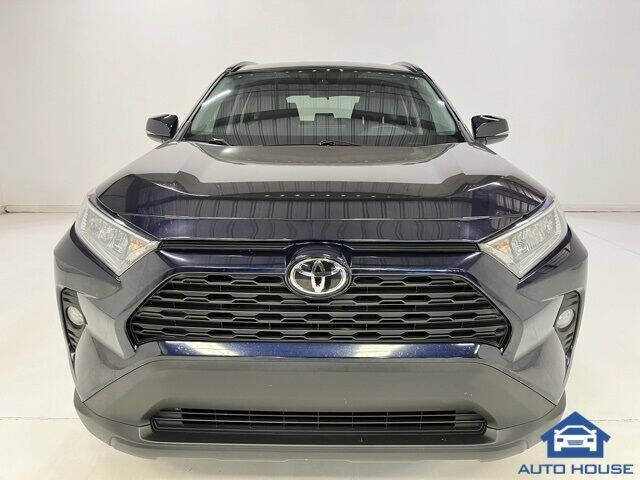 Used 2020 Toyota RAV4 XLE with VIN 2T3W1RFV1LC079517 for sale in Peoria, AZ