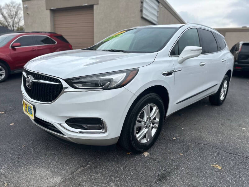 2020 Buick Enclave Essence