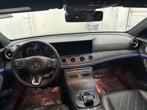 2018 Mercedes-Benz E-Class E 300
