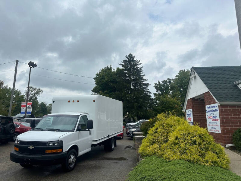 2018 Chevrolet Express Cutaway Base's photo