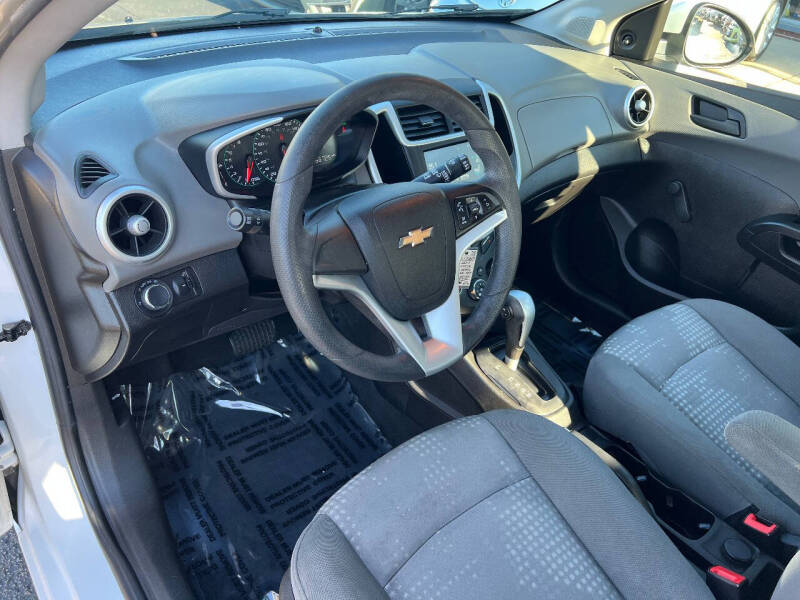 2017 Chevrolet Sonic LT Auto Fleet