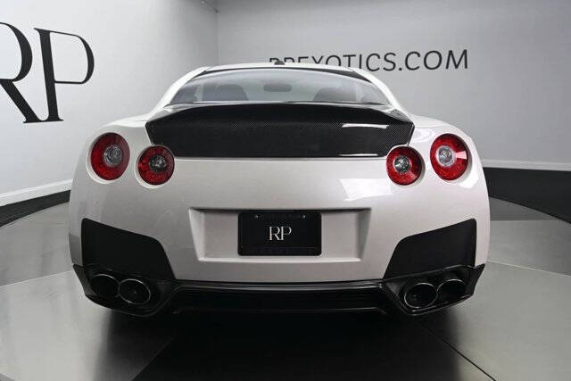 2012 Nissan GT-R Premium