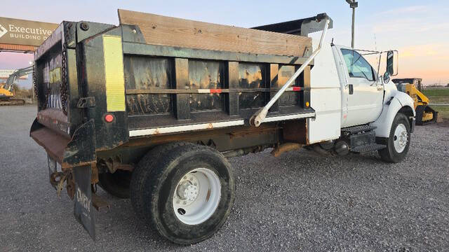 2013 Ford F-750 Super Duty