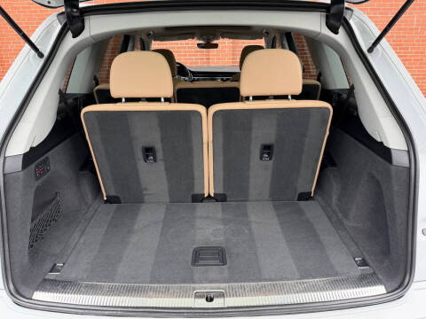 2020 Audi Q7 quattro Premium Plus 55 TFSI