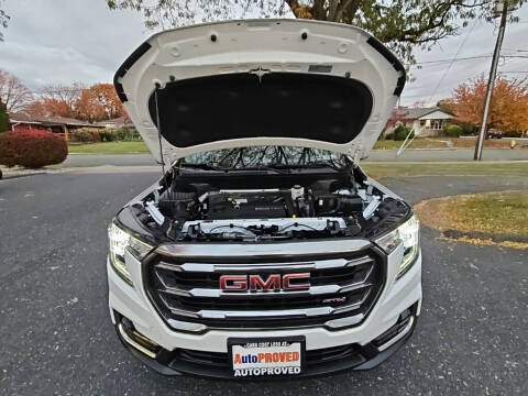 2022 GMC Terrain AT4