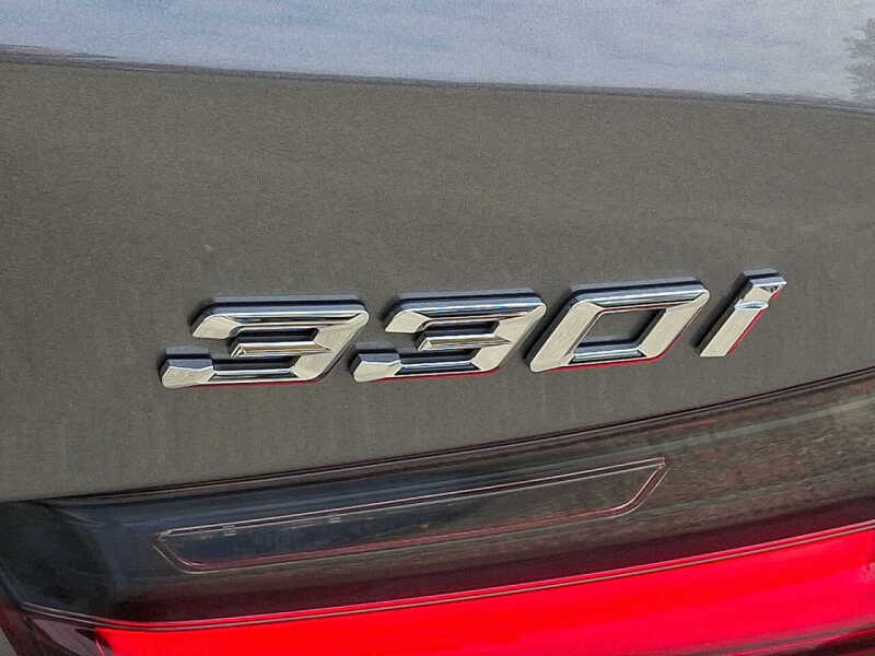 2024 BMW 3 Series 330i xDrive