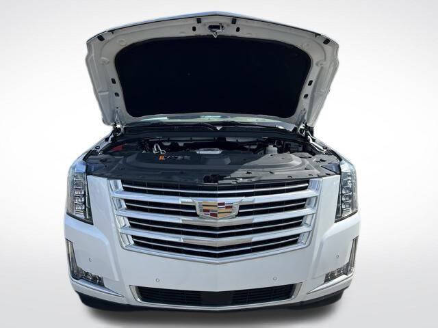 2019 Cadillac Escalade Platinum