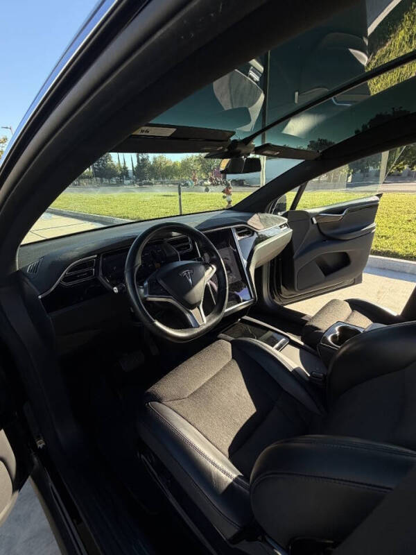 2017 Tesla Model X 90D