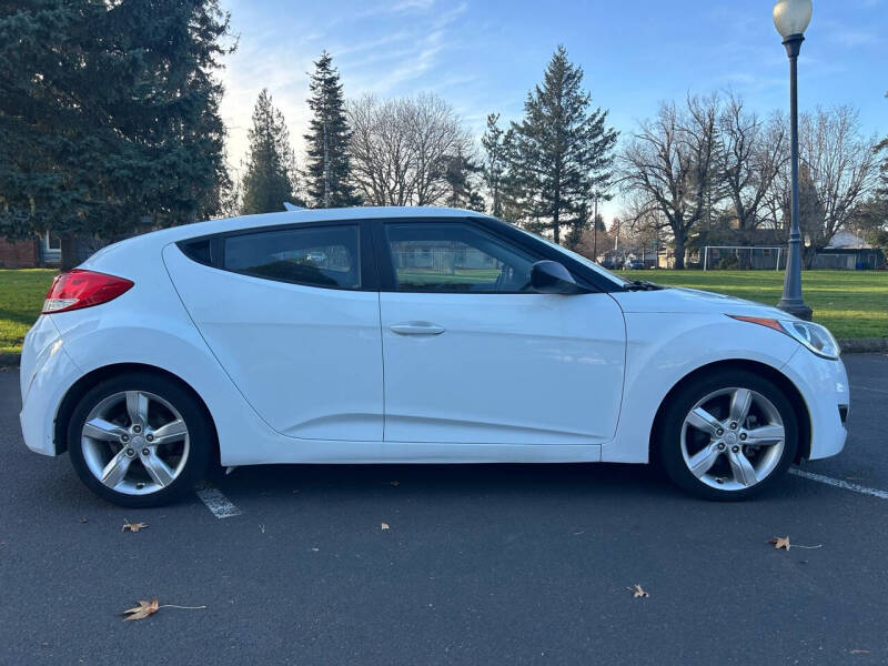 2015 Hyundai Veloster for sale at TONY'S AUTO WORLD in Portland OR