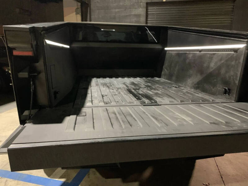 2024 Tesla Cybertruck