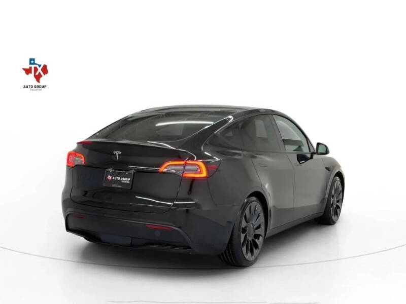 2023 Tesla Model Y Performance